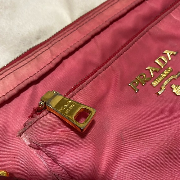 Authentic Prada Tessuto + Saffian Crossbody in Peonia - Picture 7 of 14